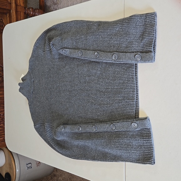 Royalty by Maluma mens gray sweater, size small, NWT - Picture 4 of 7